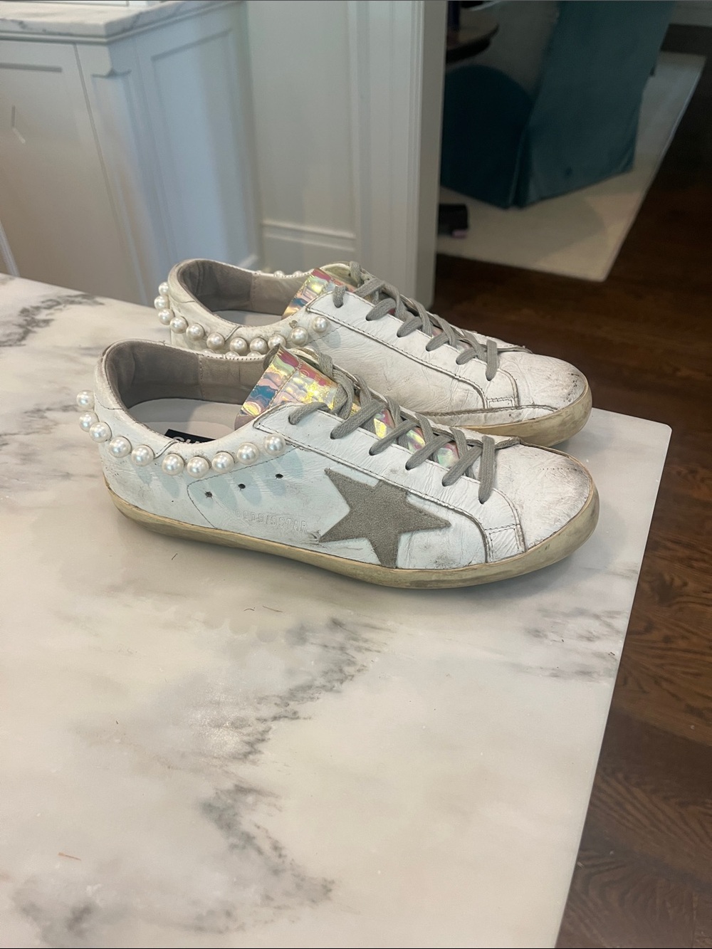 Authentic Golden Goose Sneakers size 39